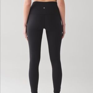 LULULEMON WUNDER UNDER 28” SIZE 4